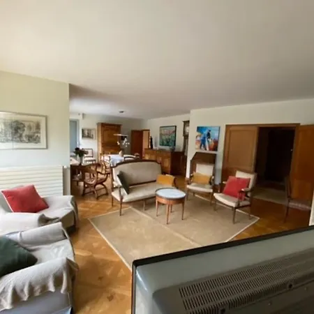 A L'oree De La Piaine سانت إيرْمين